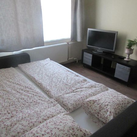 Family Apartment Рига Екстериор снимка