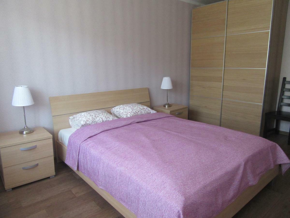 Family Apartment Рига Екстериор снимка