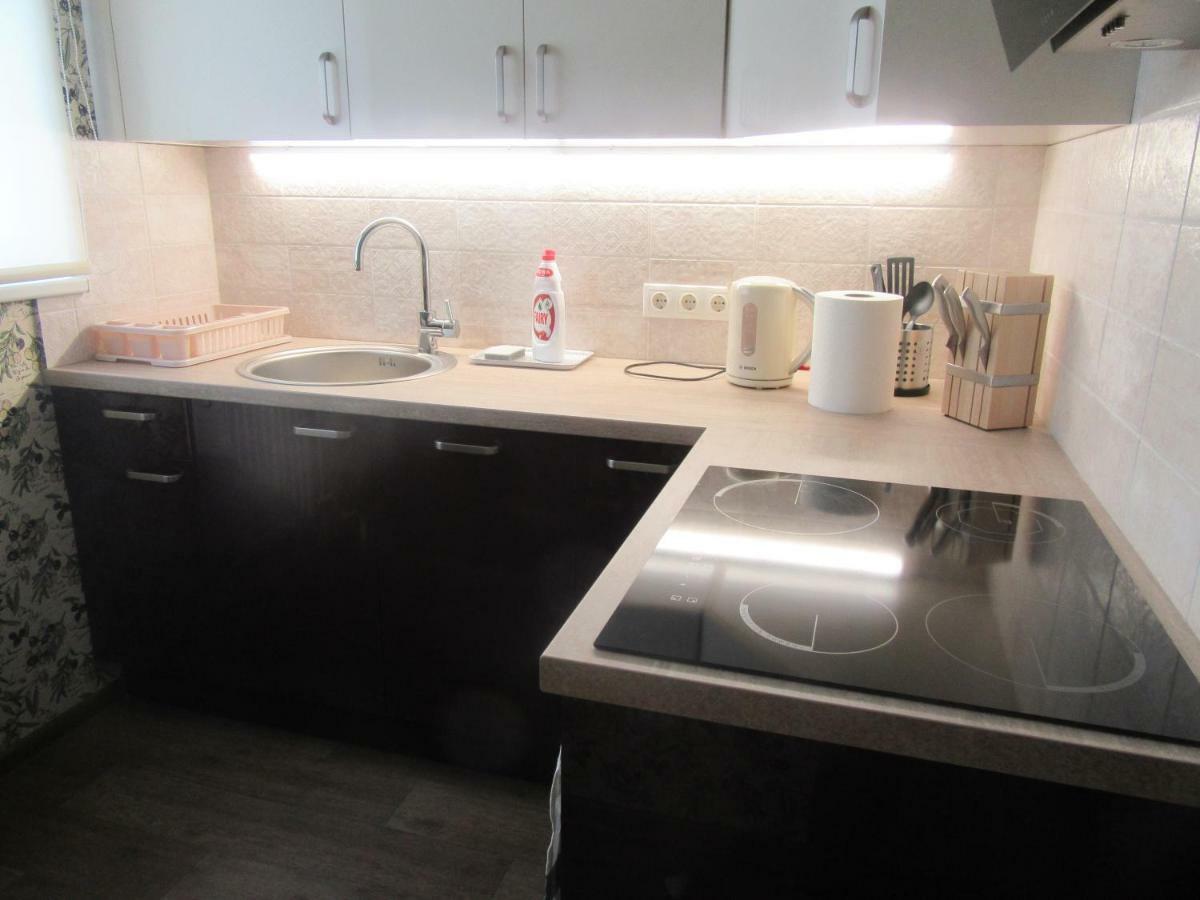 Family Apartment Рига Екстериор снимка