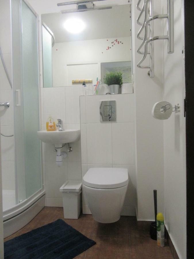 Family Apartment Рига Екстериор снимка