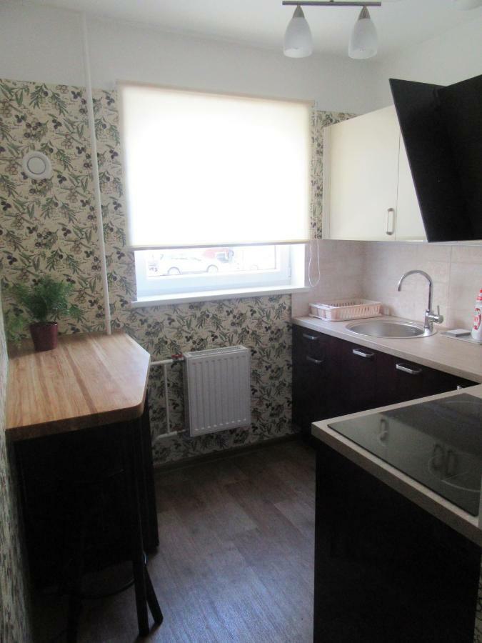Family Apartment Рига Екстериор снимка