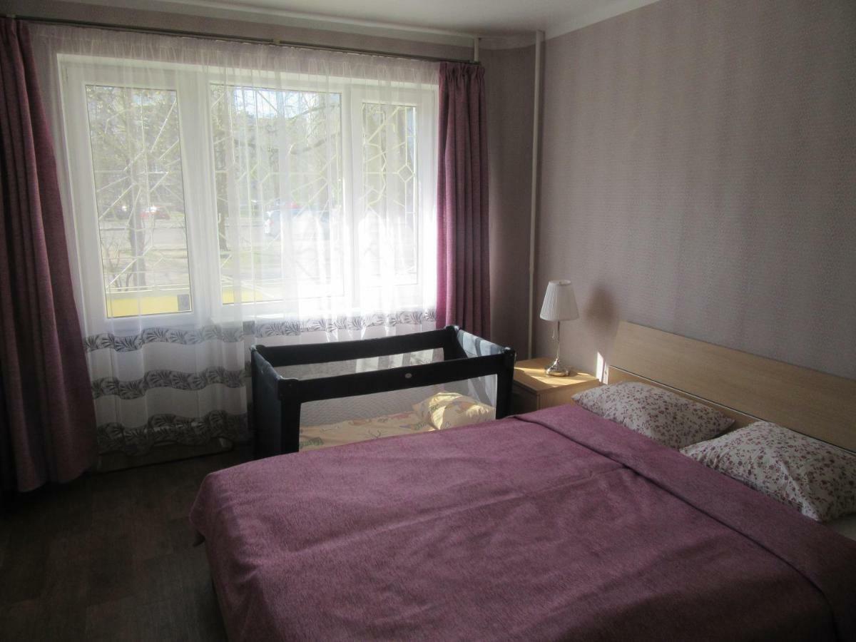 Family Apartment Рига Екстериор снимка