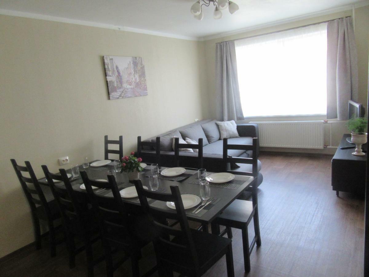 Family Apartment Рига Екстериор снимка